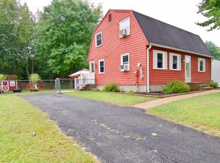 80 Pondview Dr, Ludlow, MA 01056