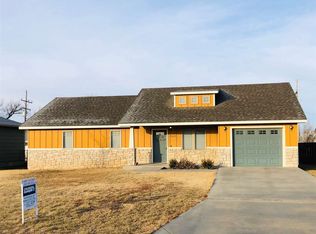 10895 Main St, Wright, KS 67882