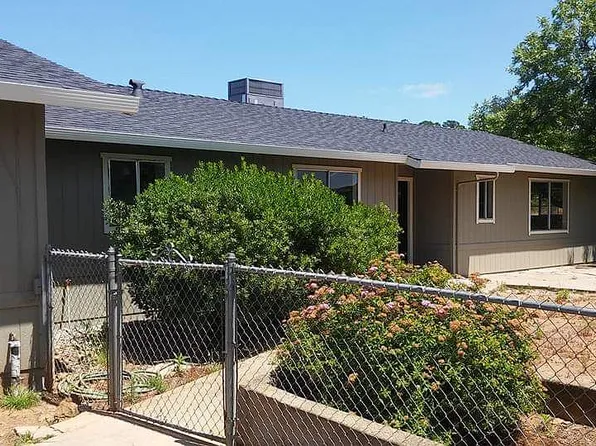 4165 Hartvickson Ln, Valley Springs, CA 95252