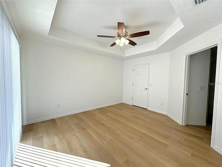 9789 S Clearsprings Dr — Photo 11