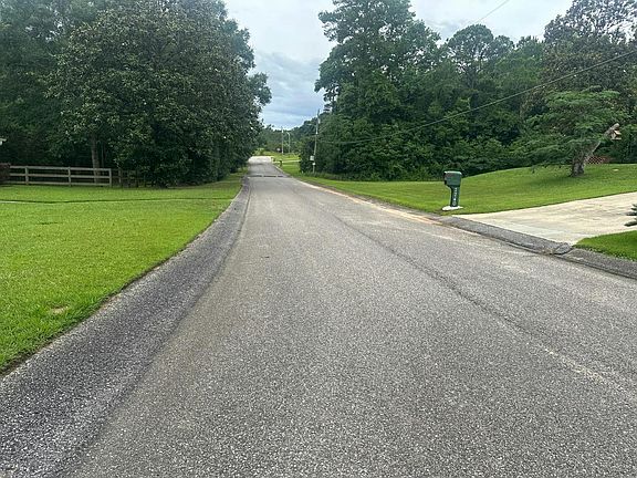 5th image of 7751 Windcrest Dr