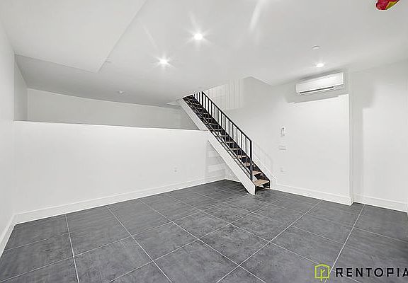 3rd image of 2175 Bergen St #1G