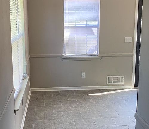 3rd image of 3133 Dove Ct #B
