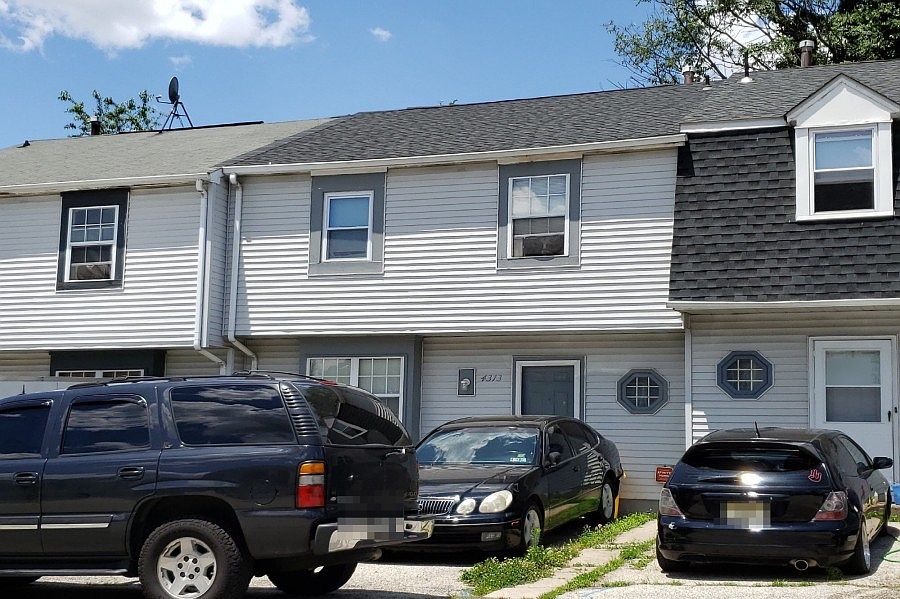 2nd image of 4313 Lario Way