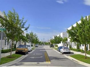 10351 NW 66th St, Doral, FL 33178