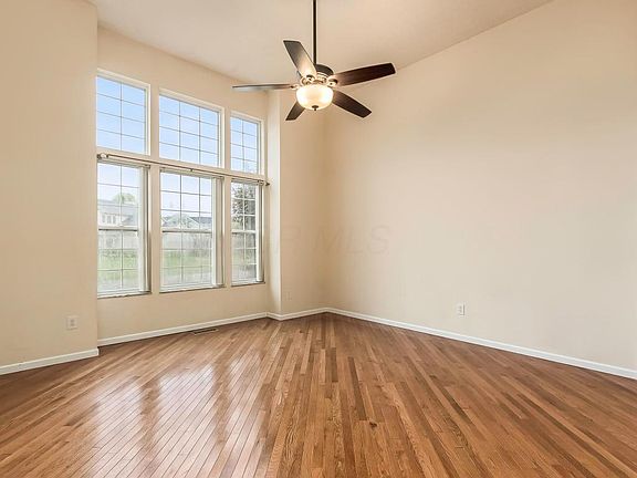5th image of 999 Boyne Ct