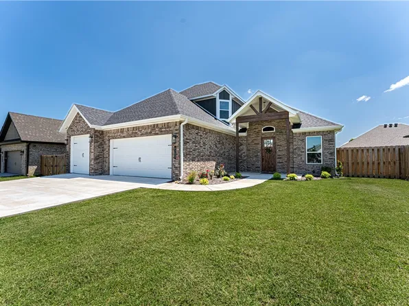 6203 S 59th St, Rogers, AR 72758