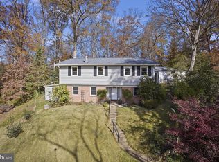 8801 Menard Ct, Alexandria, VA 22309