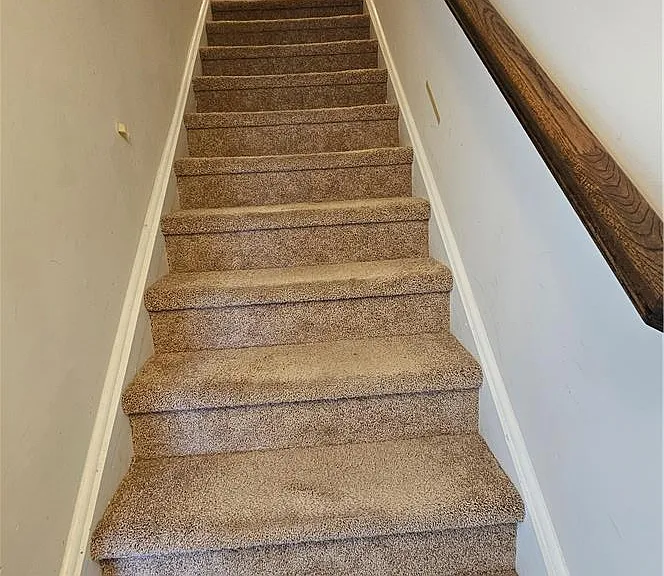 1462 Black Forest Dr S — Photo 16
