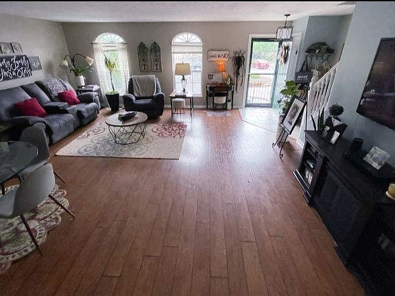4th image of 3110 Skylar Ln