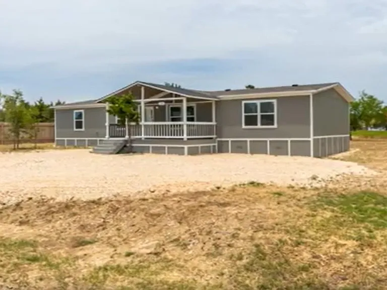 146 Guajolote St — Photo 2
