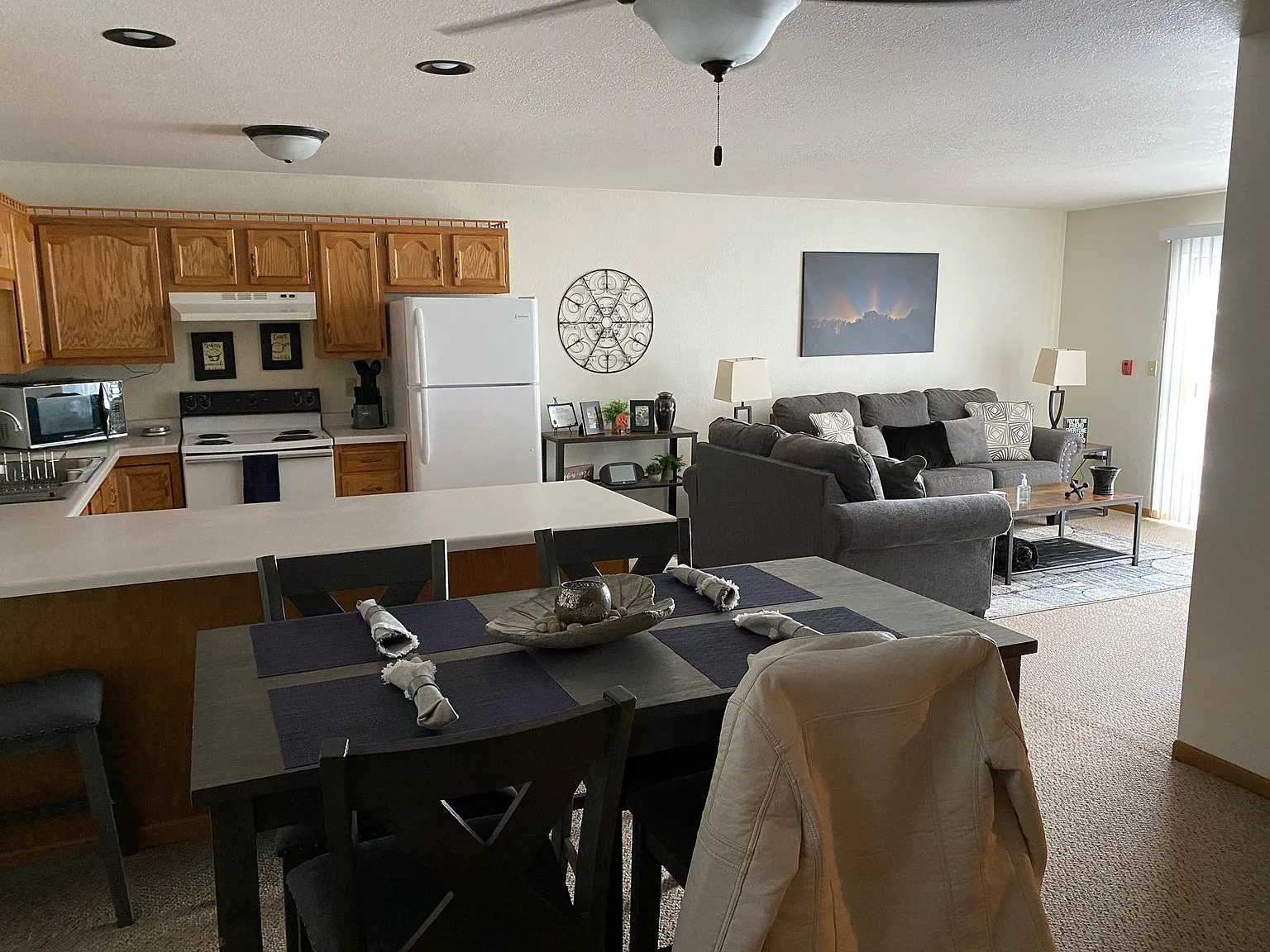 Springbrook Apartments — Photo 1