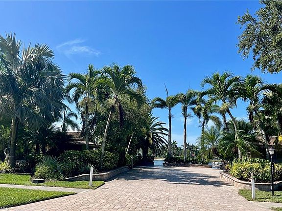 3rd image of 4865 Southern Breeze DR