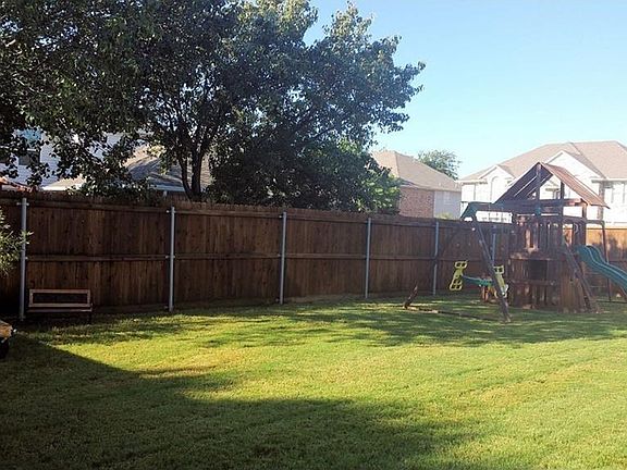 3rd image of 1700 Falcon Dr