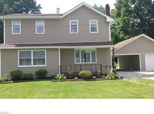 9442 Tallmadge Rd, Diamond, OH 44412