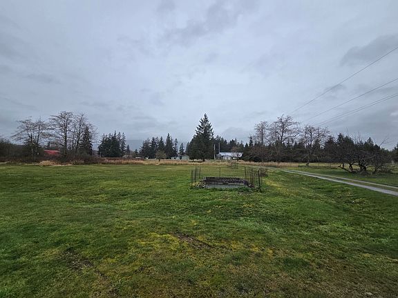 3rd image of 28874 S Skagit Hwy