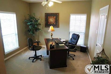 2nd image of 1425 Snowberry Dr