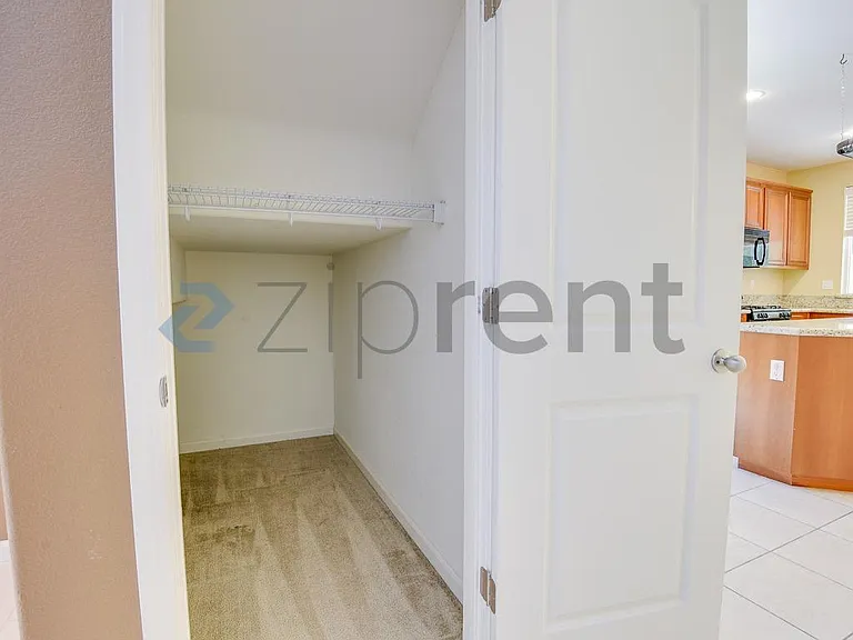 8018 Finchley Ct — Photo 6