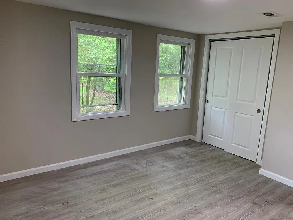 3 bed, 1162 sqft, $2,500 — Photo 3