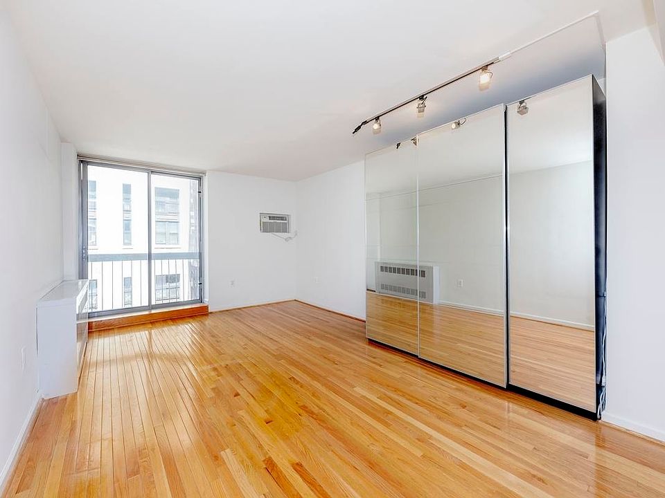 1st image of 184 Thompson St APT 4K