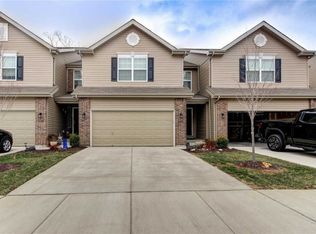5121 Tesson Grove Dr, Saint Louis, MO 63128