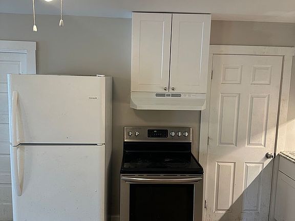 3rd image of 145 Union Ave #147-1