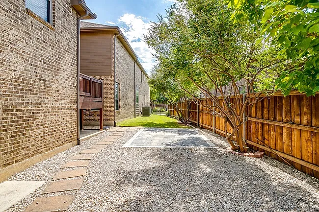 4203 Aspen Grove Ct — Photo 19