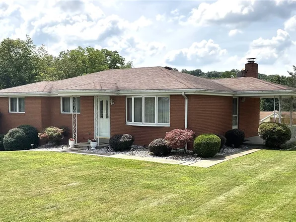 1074 Rebecca St, Irwin, PA 15642