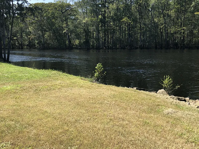 1068 Waccamaw Dr — Photo 9