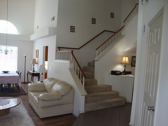 3rd image of 9624 N Buttonwood Ct