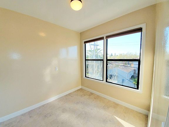 4th image of 125 South Blvd #7