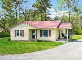 47 Peace Chapel Rd, Scotts Hill, TN 38374