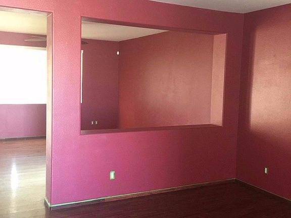 5th image of 16553 Ukiah St