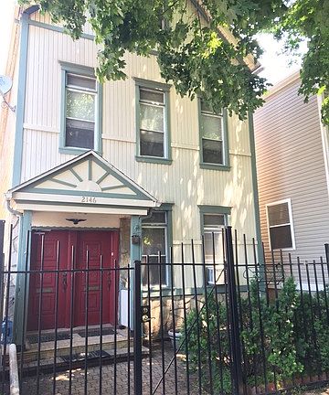 2nd image of 2146 W Wellington Ave
