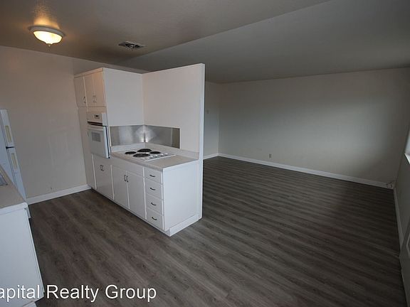 3rd image of 544 Commercial Ave #9