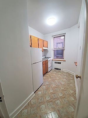 4th image of 4215 43rd Ave APT B11