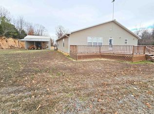 218 Mountain Rd, Grand Rivers, KY 42045