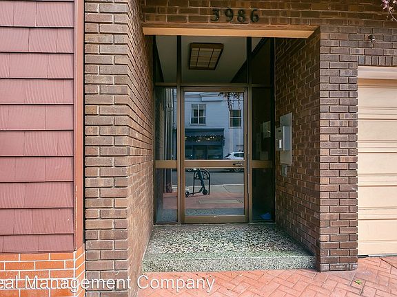 5th image of 3986 24th St APT 4
