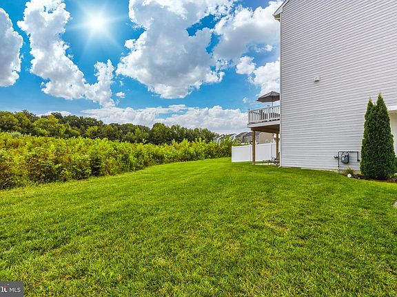 4th image of 86 Aviary Rd