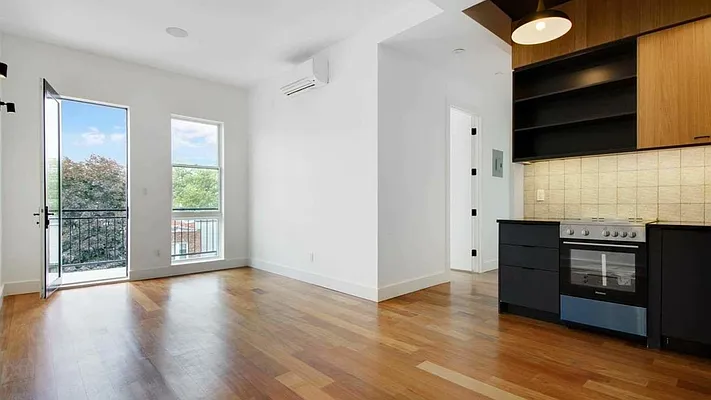 Rented by Nooklyn NYC LLC | media 55