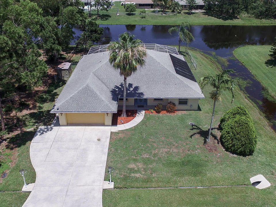 1st image of 2067 SE Mantua St