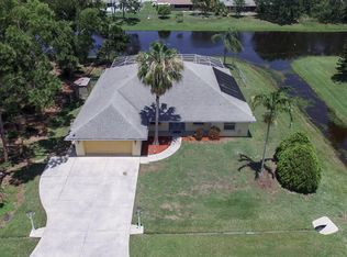 2067 SE Mantua St, Port Saint Lucie, FL 34952