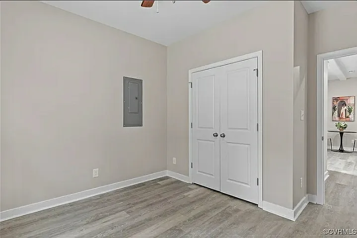 3 bed, 1200 sqft, $2,200 — Photo 2