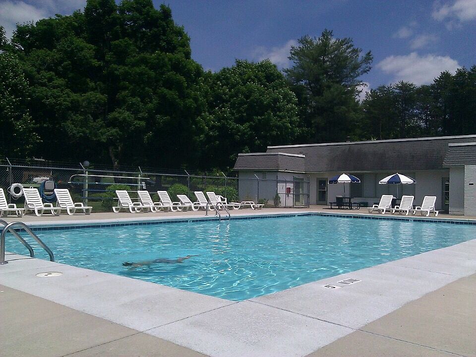 2nd image of 3949 E Valley Ct #A