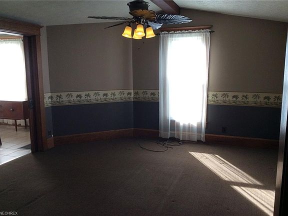 2nd image of 406 N 15th St