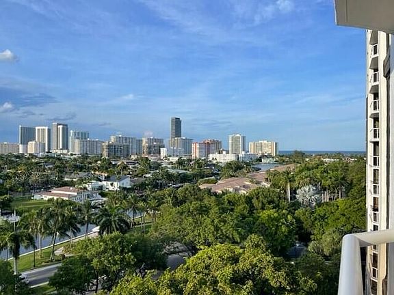 2nd image of 3640 Yacht Club Dr APT 902