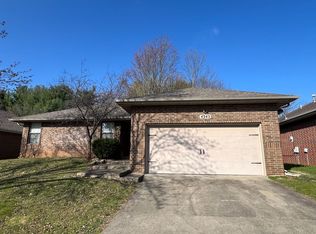 4345 S Roanoke Ave, Springfield, MO 65810
