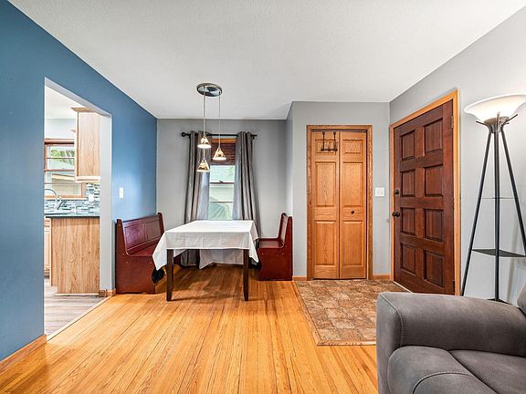 4th image of 9335 6th St NE