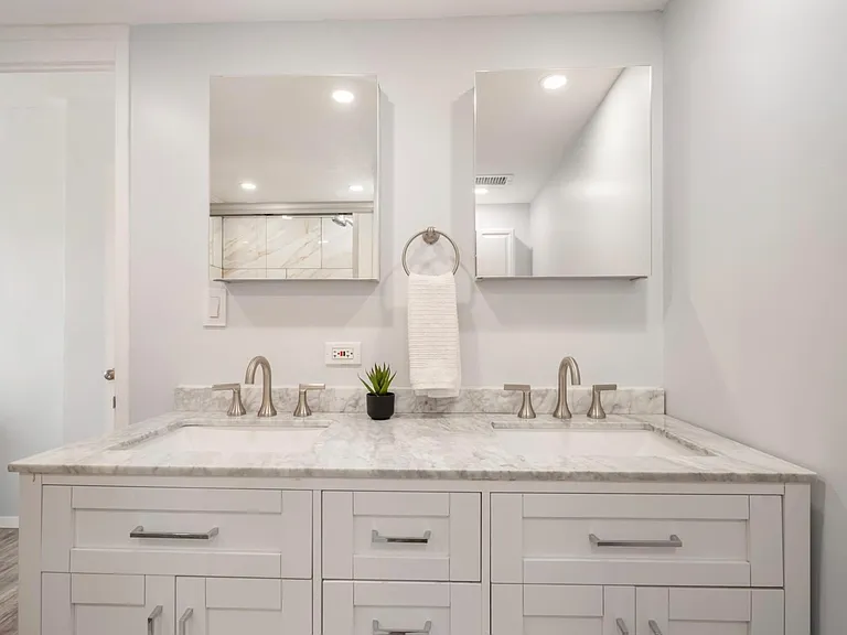 2825 S King St #803 — Photo 6