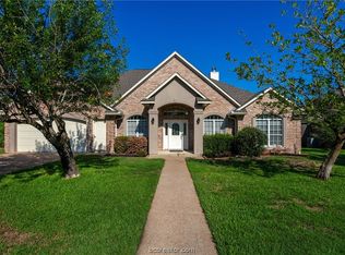 2107 Maplewood Ct, College Station, TX 77845